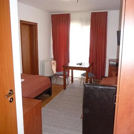 Aparthotel Sobe Aleksandar *